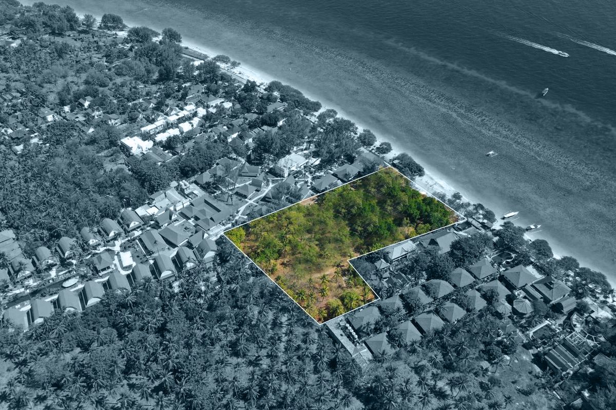 1.4 Hectares Gili Trawangan Party Island land For Sale photo 3