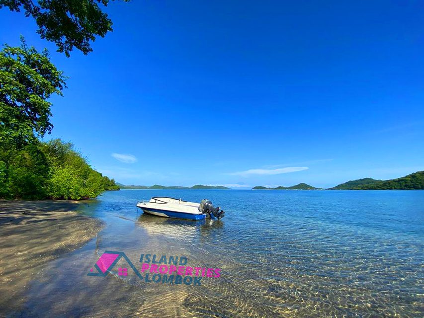 Beachfront Land Sekotong