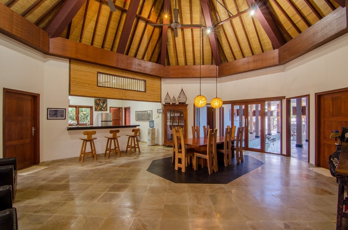 Beachfront Villa in Montong photo 4