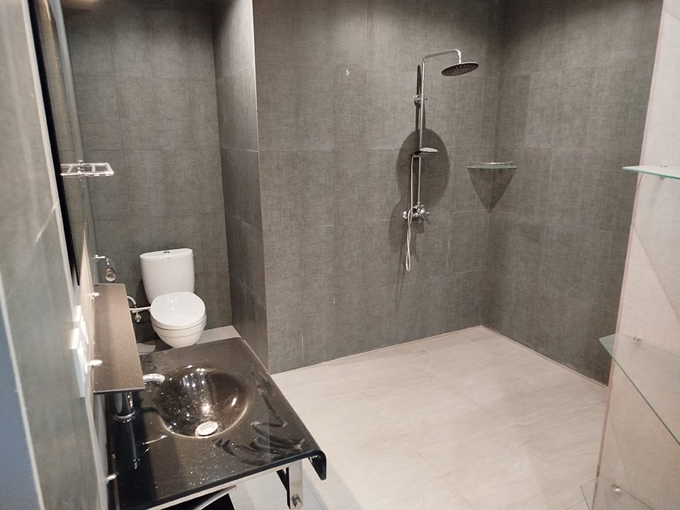 Dual Living Opportunity | Skyline Villa photo 4