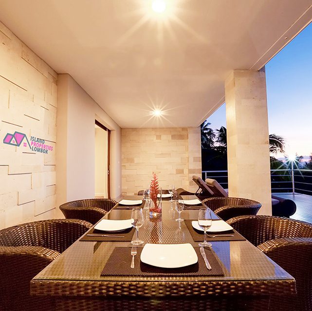 Dual Living Opportunity | Skyline Villa photo 5