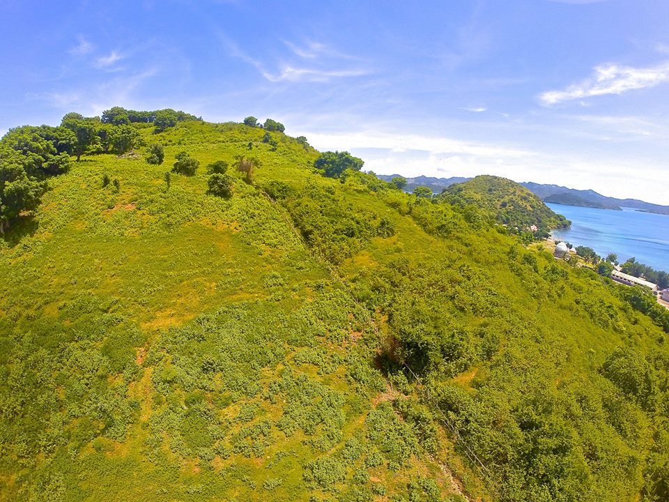 Gili Gede, Eight Hilltop Blocks