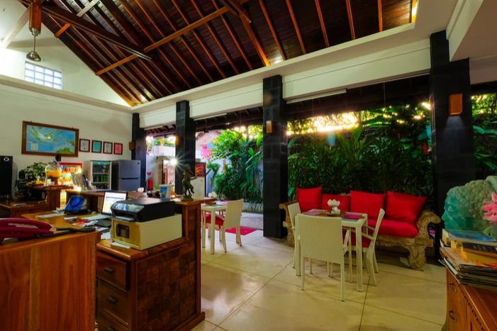 Lombok Senggigi Hotel, a 14 room Boutique Hotel in Central Senggigi photo 3
