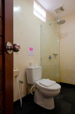 Lombok Senggigi Hotel, a 14 room Boutique Hotel in Central Senggigi photo 5