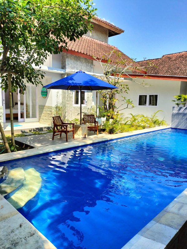 Modern Two-Storey Home in Batu Layar, Lombok photo 2