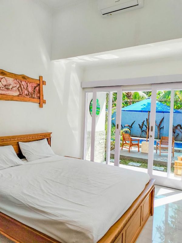 Modern Two-Storey Home in Batu Layar, Lombok photo 3
