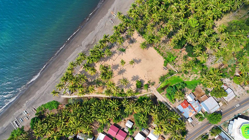 Oceanfront Block in Gangga