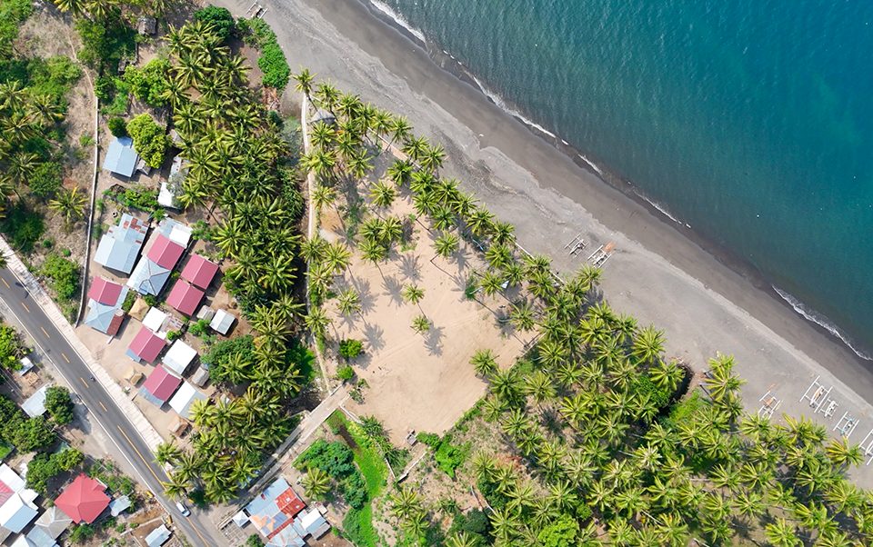Oceanfront Block in Gangga photo 5