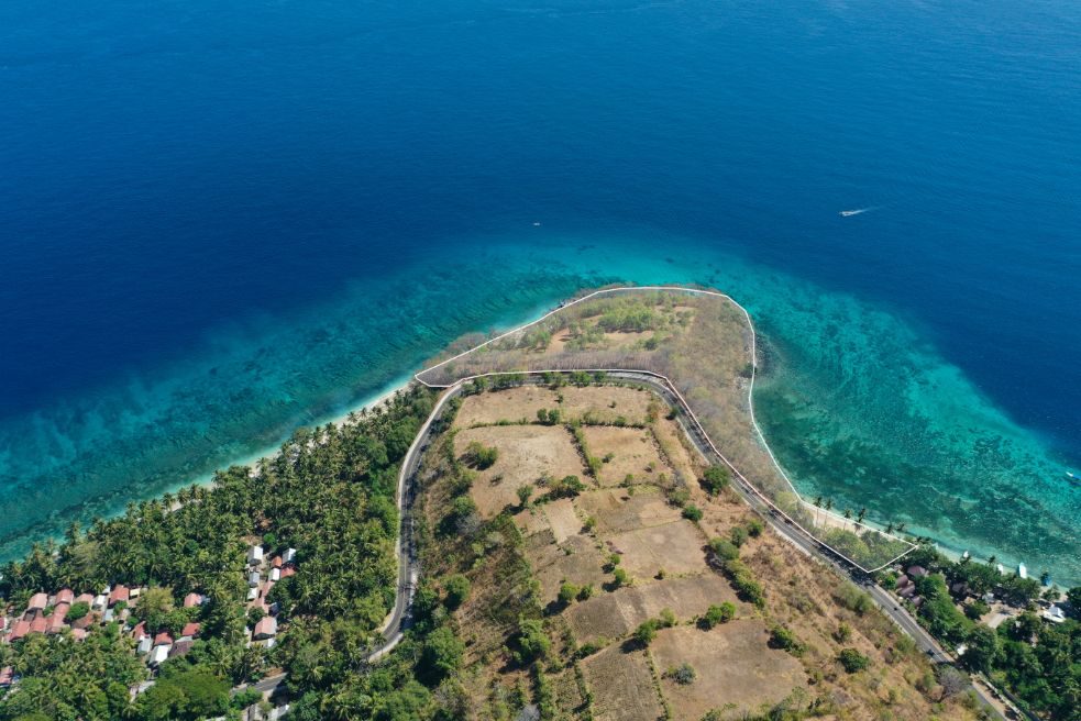 Prime Hotel Site Multi Villa Development 1.9 Hectares Of Vacant Land