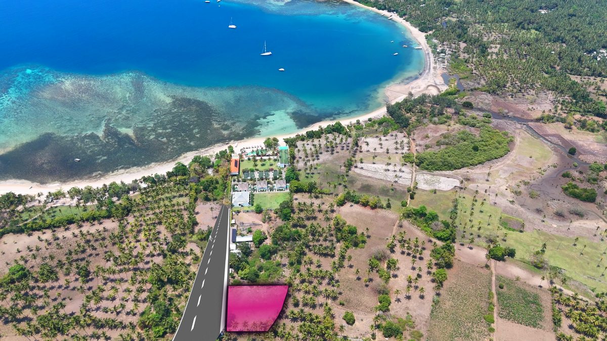 Your paradise is Sire Beach, Lombok!